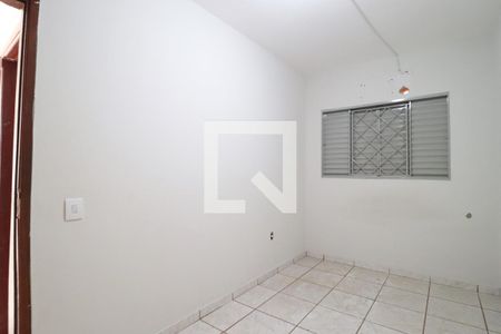Quarto 2 de apartamento para alugar com 2 quartos, 47m² em Patrimônio, Uberlândia