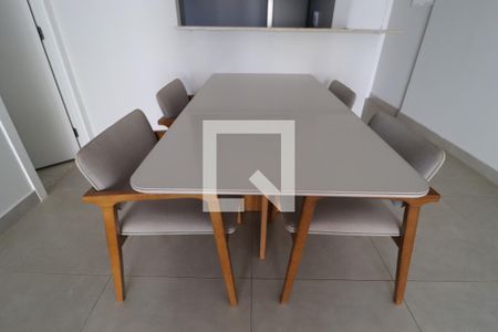 Sala de apartamento para alugar com 3 quartos, 108m² em Jardim Karaíba, Uberlândia
