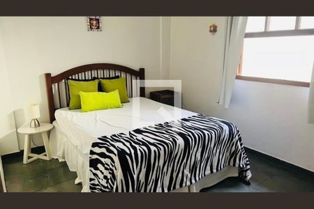 Quarto de casa de condomínio para alugar com 2 quartos, 85m² em Célula Mater, Cabo Frio