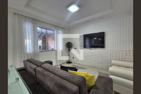 Casa de Condomínio para alugar com 3 quartos, 220m² em Vargem Pequena, Rio de Janeiro