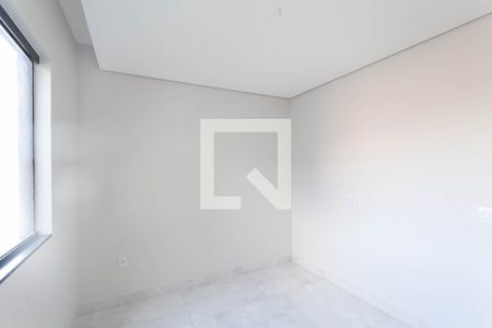 Quarto  de casa de condomínio à venda com 2 quartos, 127m² em Nacional, Contagem