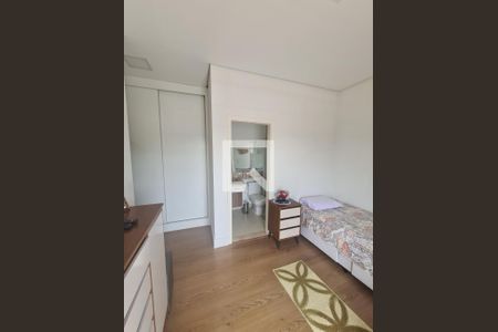 Casa à venda com 4 quartos, 272m² em Swiss Park, Campinas