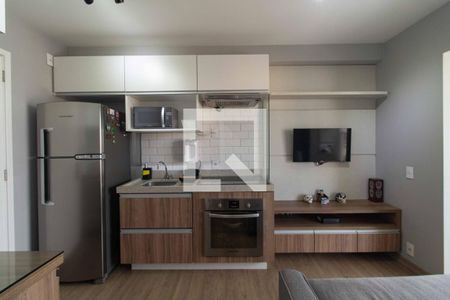 Sala e cozinha de apartamento para alugar com 1 quarto, 34m² em Ipiranga, São Paulo