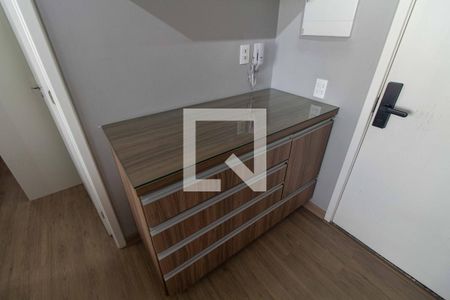 Sala e cozinha de apartamento para alugar com 1 quarto, 34m² em Ipiranga, São Paulo