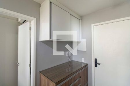 Sala e cozinha de apartamento para alugar com 1 quarto, 34m² em Ipiranga, São Paulo
