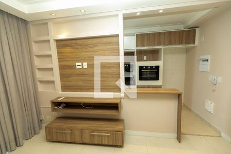 SALA DOIS AMBIENTES de apartamento para alugar com 2 quartos, 62m² em Cambuí, Campinas