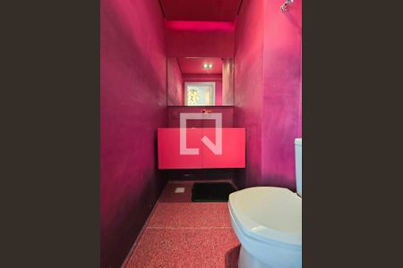 Lavabo de apartamento para alugar com 1 quarto, 101m² em Vila Olímpia, São Paulo