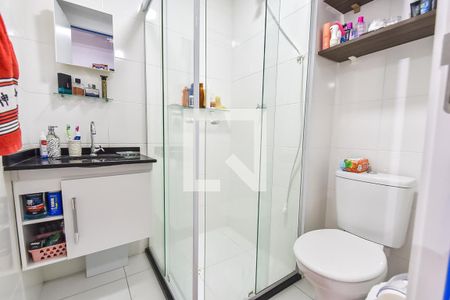 Banheiro de apartamento à venda com 1 quarto, 28m² em Vila Dom Pedro I, São Paulo