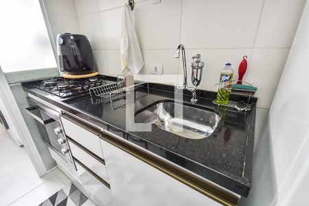 Cozinha de apartamento à venda com 1 quarto, 28m² em Vila Dom Pedro I, São Paulo