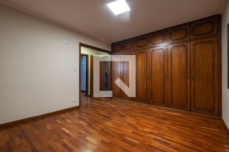 Suíte 1 de casa para alugar com 3 quartos, 371m² em Sumaré, São Paulo