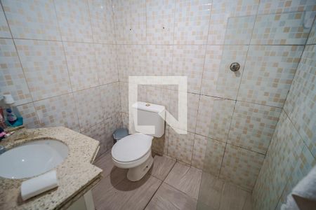 Banheiro 1 de casa à venda com 4 quartos, 400m² em Parque Ipe, São Paulo