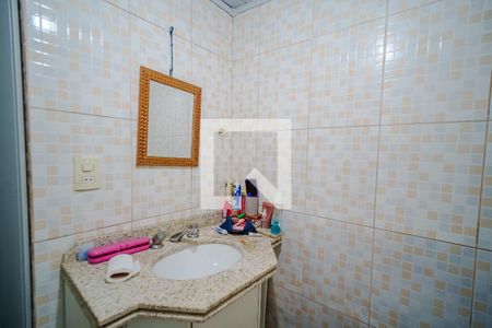 Banheiro 1 de casa à venda com 4 quartos, 400m² em Parque Ipe, São Paulo