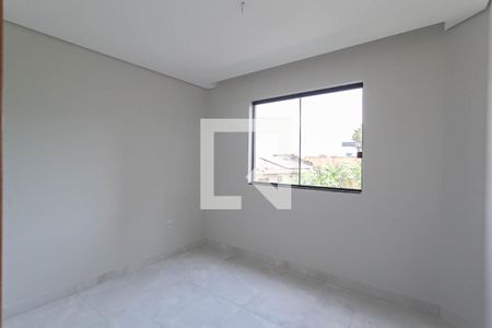 Quarto de casa de condomínio à venda com 2 quartos, 155m² em Nacional, Contagem