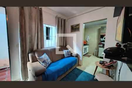 Sala de casa à venda com 4 quartos, 256m² em Vila Arriete, São Paulo