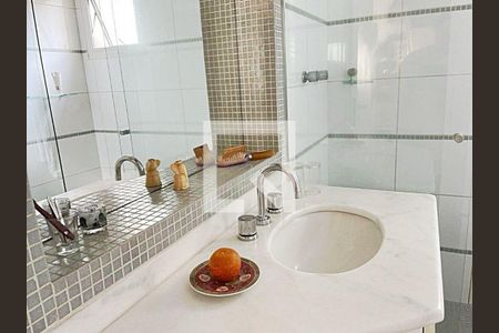 Apartamento à venda com 3 quartos, 194m² em Vila Madalena, São Paulo