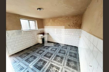 Foto 01 de casa à venda com 3 quartos, 220m² em Jardim Ana Maria, São Paulo