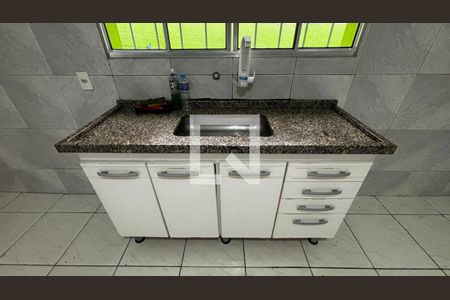 Sala/Cozinha de casa para alugar com 1 quarto, 40m² em Vila Metalúrgica, Santo André