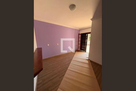 Foto 01 de casa à venda com 3 quartos, 200m² em Vila Sonia, São Paulo