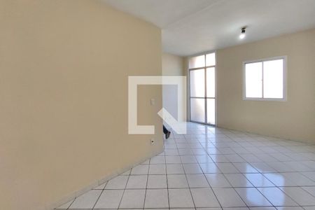 Sala de apartamento à venda com 3 quartos, 74m² em Jardim das Bandeiras, Campinas