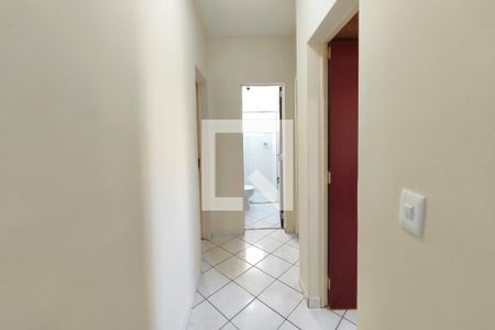 Corredor - Quartos de apartamento à venda com 3 quartos, 74m² em Jardim das Bandeiras, Campinas