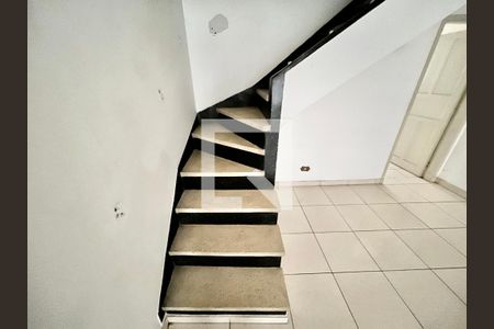 Escada de casa à venda com 3 quartos, 106m² em Santana, São Paulo