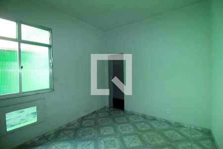 Quarto de casa para alugar com 1 quarto, 48m² em Parada de Lucas, Rio de Janeiro