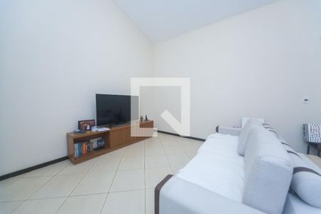 sala de casa de condomínio à venda com 4 quartos, 540m² em Ville Des Lacs, Nova Lima