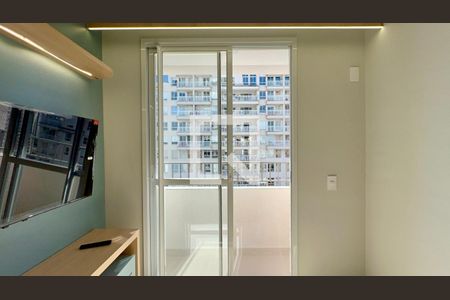Varanda de kitnet/studio para alugar com 1 quarto, 24m² em Pinheiros, São Paulo