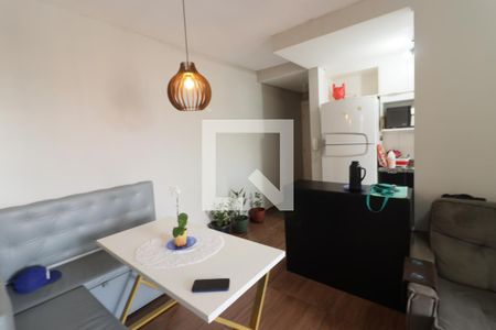 Sala de apartamento à venda com 2 quartos, 45m² em Aliança, Osasco