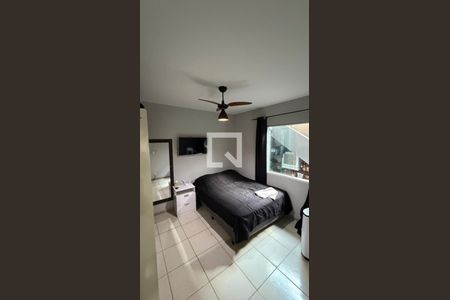 Quarto de casa para alugar com 4 quartos, 180m² em Conjunto Ademar Maldonado, Belo Horizonte