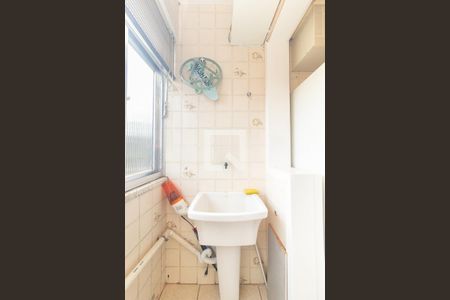 Área de serviço de apartamento para alugar com 1 quarto, 43m² em Medianeira, Porto Alegre