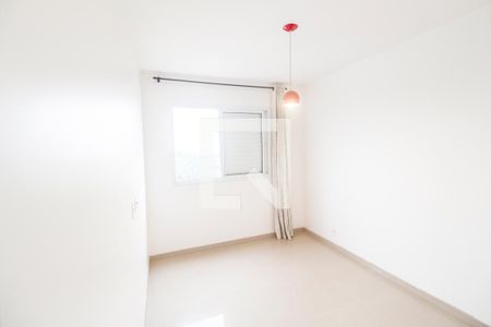 Quarto 1 de apartamento para alugar com 2 quartos, 60m² em Jardim Maria Helena, Barueri