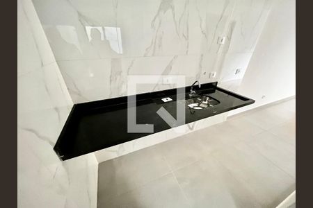 Cozinha e Área de Serviço de apartamento à venda com 2 quartos, 45m² em Vila Paiva, São Paulo