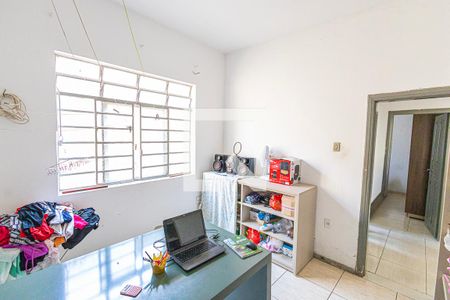 Quarto 2 de casa à venda com 3 quartos, 145m² em Renascença, Belo Horizonte