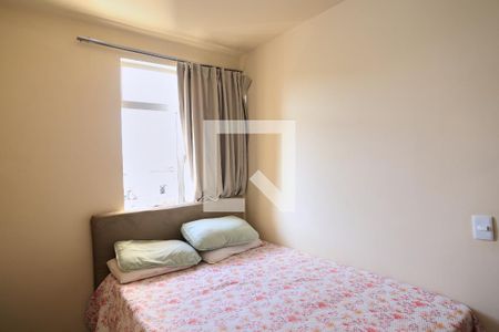 Quarto de apartamento à venda com 2 quartos, 52m² em Renascença, Belo Horizonte