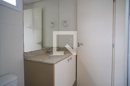 Banheiro suíte  de apartamento à venda com 3 quartos, 89m² em Chácara das Pedras, Porto Alegre