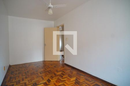 Quarto 1 de apartamento para alugar com 2 quartos, 60m² em Jardim Dona Leopoldina, Porto Alegre