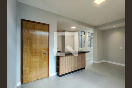 Sala de apartamento à venda com 2 quartos, 80m² em Maracanã, Rio de Janeiro