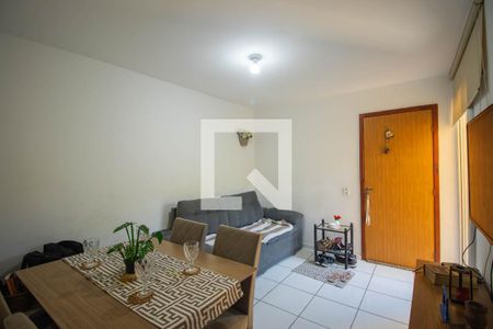 Apartamento para alugar com 2 quartos, 60m² em Monjolos, São Gonçalo