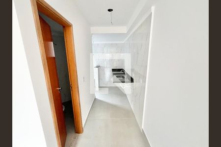 Cozinha e Área de Serviço de apartamento para alugar com 2 quartos, 45m² em Vila Paiva, São Paulo