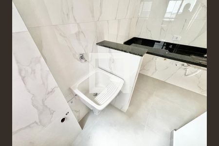 Cozinha e Área de Serviço de apartamento para alugar com 2 quartos, 45m² em Vila Paiva, São Paulo