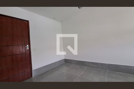 Quarto de casa para alugar com 1 quarto, 40m² em Bento Ribeiro, Rio de Janeiro
