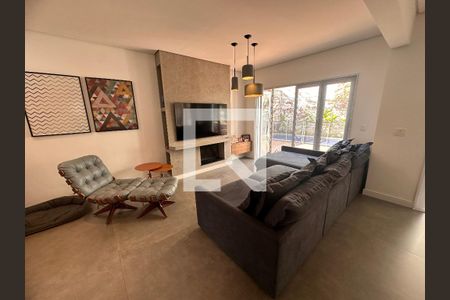 Sala de casa de condomínio à venda com 4 quartos, 240m² em Chácara Monte Alegre, São Paulo
