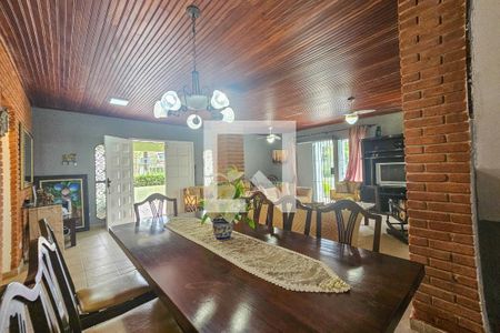 Casa para alugar com 4 quartos, 418m² em Jardim Virgínia, Guarujá