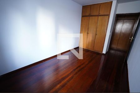 Quarto 3 de apartamento para alugar com 4 quartos, 120m² em Setor Bueno, Goiânia