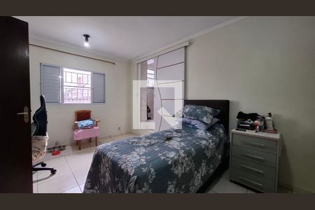 Quarto 1 suíte  de casa à venda com 3 quartos, 180m² em Vila Linda, Santo André