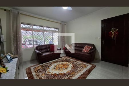 Sala  de casa à venda com 3 quartos, 180m² em Vila Linda, Santo André