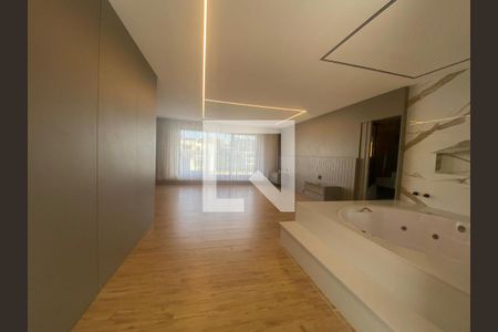 Casa à venda com 6 quartos, 320m² em Vargem Grande, Rio de Janeiro