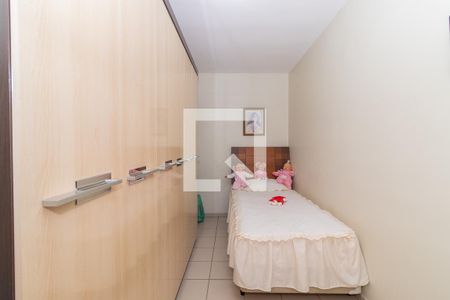 Quarto 2 de casa à venda com 3 quartos, 146m² em Cidade Líder, São Paulo