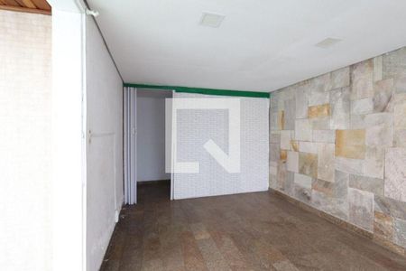 Casa à venda com 3 quartos, 225m² em Vila Mariana, São Paulo